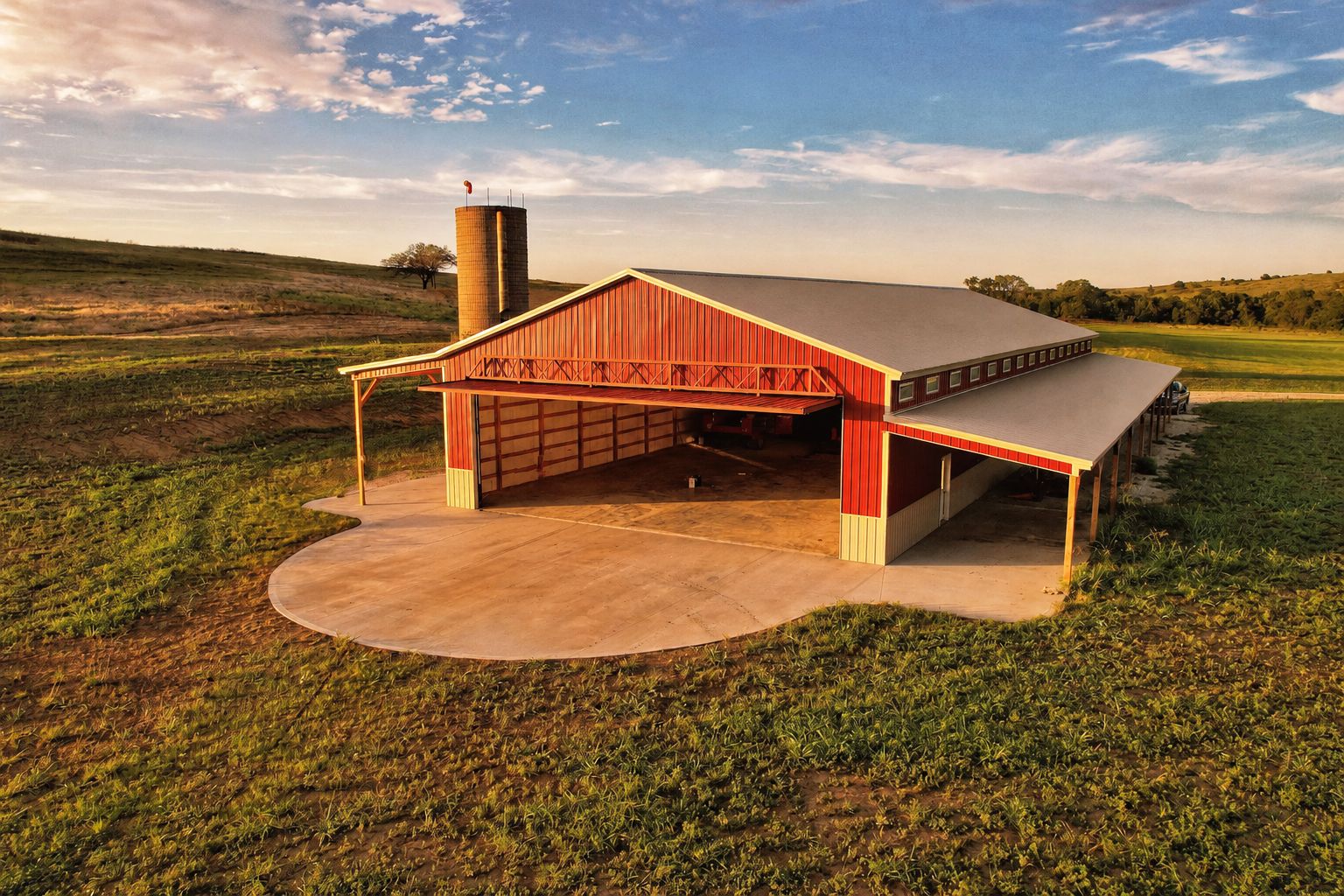 Contact Pole Barn Builders Springfield MO for a free quote
