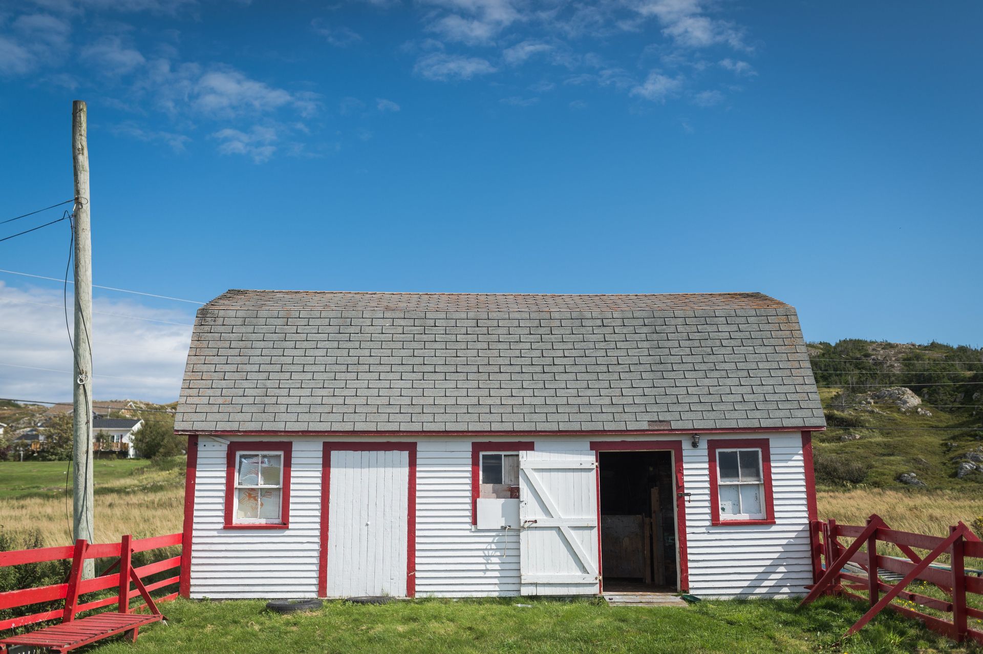 Horse Barn Construction in Springfield, Missouri - Ventilated Equestrian Barns